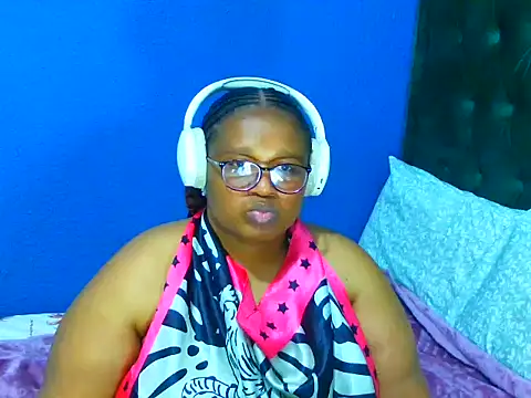 Snapshot of MISS_BLACKBERY chatting on July 26, 2026, 6:37 pm MISS BLACKBERY online show from July 26, 2026, 6:37 pm