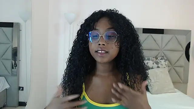 lily mendoza online show from July 16, 2026, 8:15 pm