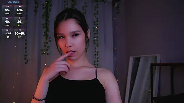 Snapshot of Mirikiteki chatting on July 28, 2026, 7:39 pm Mirikiteki online show from July 28, 2026, 7:39 pm