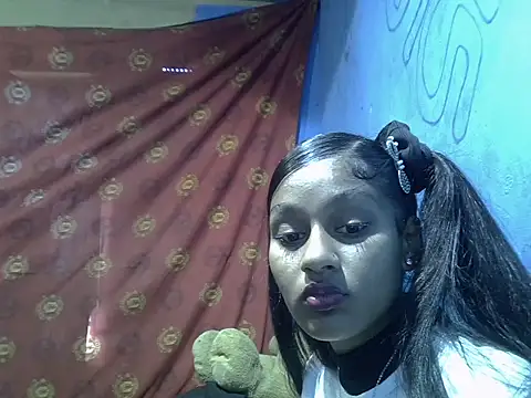 Snapshot of indianbeauty980 chatting on July 18, 2026, 11:47 am indianbeauty980 online show from July 18, 2026, 11:47 am