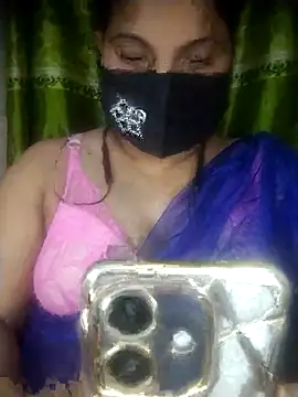 Snapshot of Khosi_Moni chatting on July 1, 2026, 8:30 pm Khosi Moni online show from July 1, 2026, 8:30 pm