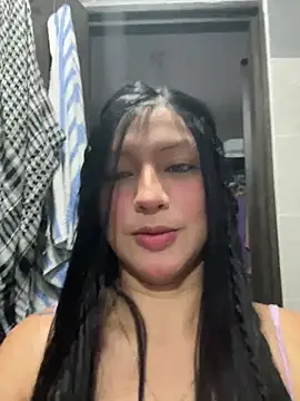 SAKURA AKEMI online show from July 13, 2026, 3:20 am