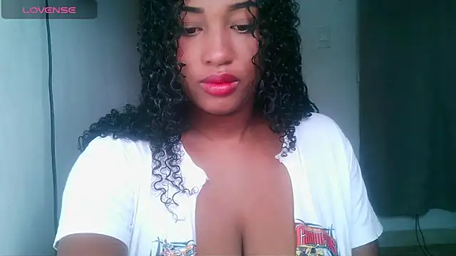 Snapshot of blackytibae chatting on July 18, 2026, 1:26 pm blackytibae online show from July 18, 2026, 1:26 pm