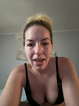 Snapshot of milfymorgan chatting on June 20, 2026, 2:31 pm milfymorgan online show from June 20, 2026, 2:31 pm