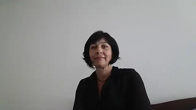 Snapshot of Lakomka499 chatting on July 8, 2026, 8:41 am Lakomka499 online show from July 8, 2026, 8:41 am