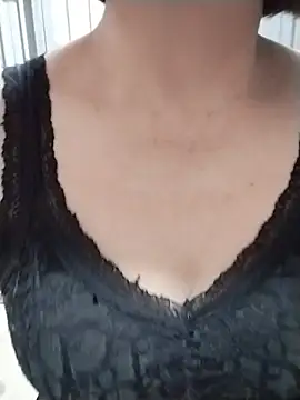 sexy girll2k online show from July 6, 2026, 12:13 pm