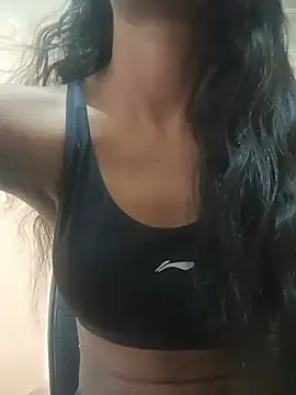 Snapshot of kavita_45 chatting on June 18, 2026, 4:35 am kavita 45 online show from June 18, 2026, 4:35 am