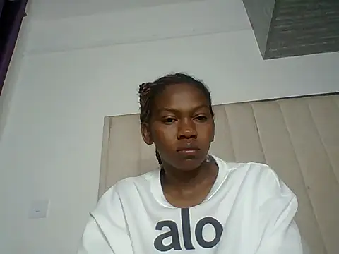 Snapshot of sexy_aurora444 chatting on June 19, 2026, 2:38 am sexy aurora444 online show from June 19, 2026, 2:38 am