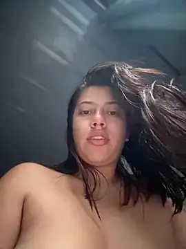 Snapshot of Saracalderon chatting on July 9, 2026, 12:53 pm Saracalderon online show from July 9, 2026, 12:53 pm