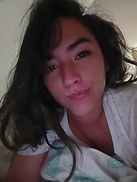 Snapshot of sophia_pink17 chatting on July 22, 2026, 1:47 pm sophia pink17 online show from July 22, 2026, 1:47 pm