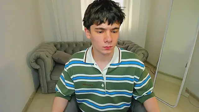 Snapshot of Ethan_Crowe chatting on July 24, 2026, 10:35 am Ethan Crowe online show from July 24, 2026, 10:35 am