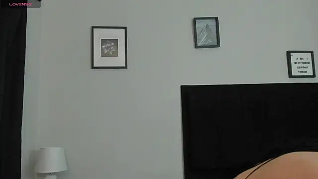 Snapshot of Sara_B chatting on June 27, 2026, 6:02 pm Sara B online show from June 27, 2026, 6:02 pm