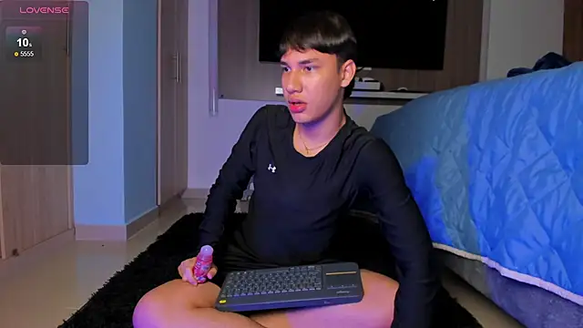 Angel  TheKing online show from July 2, 2026, 4:07 am