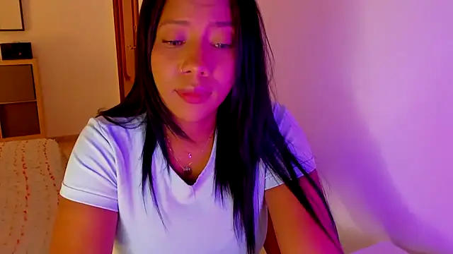 NicolePasqualott online show from September 16, 2025, 7:26 pm