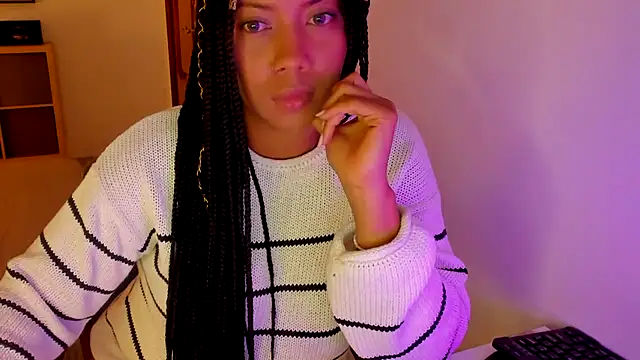 NicolePasqualott online show from September 28, 2025, 5:29 pm