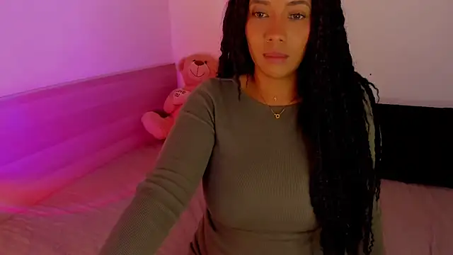 NicolePasqualott online show from November 16, 2025, 8:25 pm