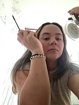 Mandy-moore28 online show from July 10, 2026, 6:10 pm