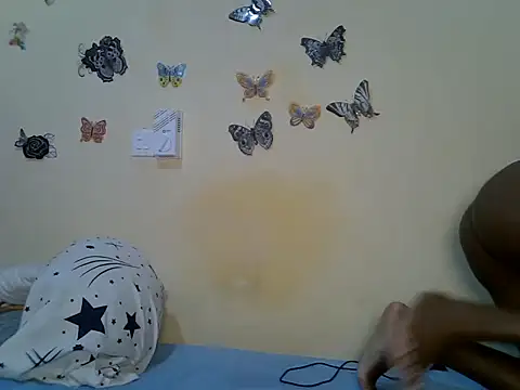 Snapshot of Selassie- chatting on July 22, 2026, 5:32 am Selassie- online show from July 22, 2026, 5:32 am