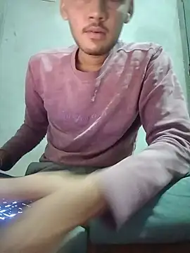 Snapshot of Adityasighn chatting on August 6, 2026, 1:35 pm Adityasighn online show from August 6, 2026, 1:35 pm