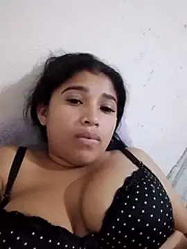 Snapshot of Nati_linda chatting on July 14, 2026, 4:39 am Nati linda online show from July 14, 2026, 4:39 am