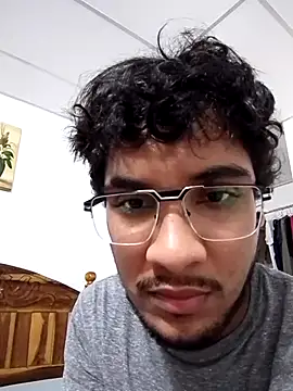 Snapshot of oscartoroprz chatting on June 21, 2026, 2:47 am oscartoroprz online show from June 21, 2026, 2:47 am