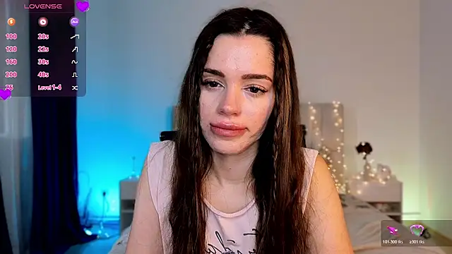 Snapshot of Little_cuti1e chatting on July 13, 2026, 7:55 am Little cuti1e online show from July 13, 2026, 7:55 am