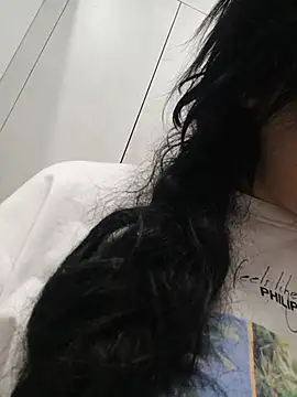 Snapshot of LoveVixen_LoveWolf chatting on July 9, 2026, 9:46 am LoveVixen LoveWolf online show from July 9, 2026, 9:46 am