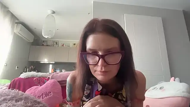 Snapshot of KittyKatKlub chatting on June 15, 2026, 4:53 pm KittyKatKlub online show from June 15, 2026, 4:53 pm