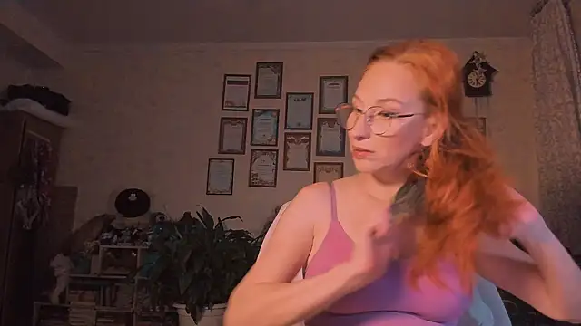 Snapshot of GingerVerdict chatting on August 5, 2026, 6:33 pm GingerVerdict online show from August 5, 2026, 6:33 pm