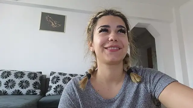 heysianna online show from June 29, 2026, 11:21 am