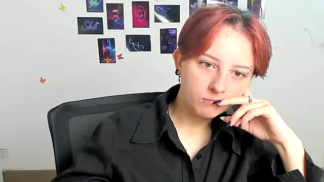 Snapshot of Dilara_Kiss_ chatting on June 26, 2026, 5:23 am Dilara Kiss online show from June 26, 2026, 5:23 am