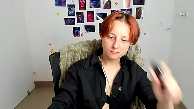 Snapshot of Dilara_Kiss_ chatting on July 6, 2026, 11:51 am Dilara Kiss online show from July 6, 2026, 11:51 am