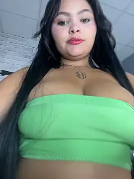 HoneyBunXXX online show from July 25, 2026, 9:23 pm