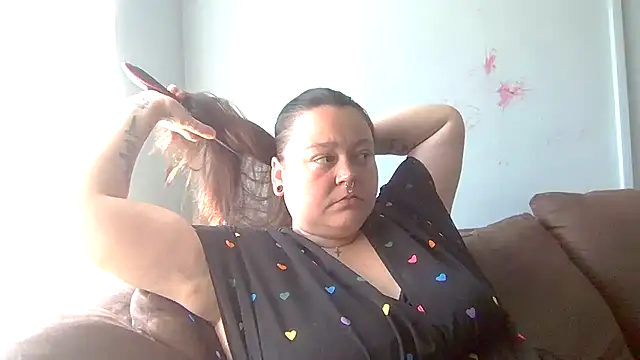 Snapshot of MysteriousAlaya chatting on July 16, 2026, 1:17 pm MysteriousAlaya online show from July 16, 2026, 1:17 pm