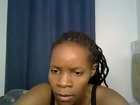 Snapshot of exoticglow chatting on July 25, 2026, 7:44 pm exoticglow online show from July 25, 2026, 7:44 pm