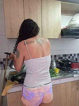 Claro de Luna online show from August 2, 2026, 3:43 pm