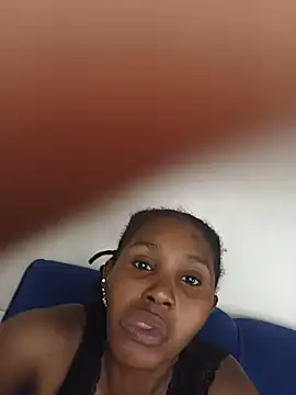 Snapshot of Holy_Virgin chatting on July 13, 2026, 11:18 pm Holy Virgin online show from July 13, 2026, 11:18 pm