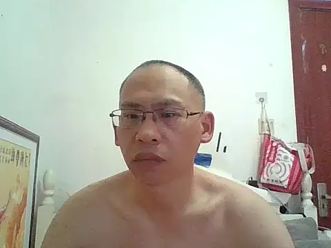 Snapshot of benly888 chatting on June 19, 2026, 12:15 am benly888 online show from June 19, 2026, 12:15 am