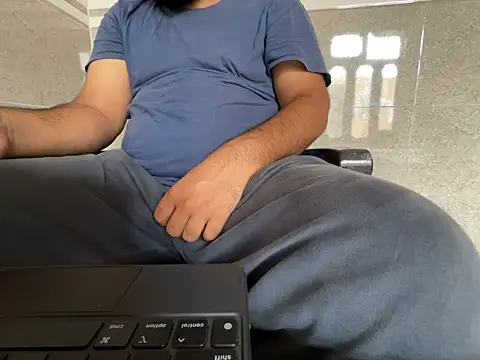 Snapshot of virginboyjammu chatting on August 5, 2026, 8:28 am virginboyjammu online show from August 5, 2026, 8:28 am