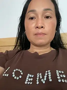 Snapshot of Loly_hana chatting on July 13, 2026, 2:36 am Loly hana online show from July 13, 2026, 2:36 am