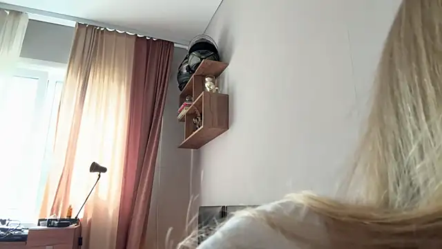 Snapshot of BivalentFalloff chatting on August 8, 2026, 6:04 am BivalentFalloff online show from August 8, 2026, 6:04 am