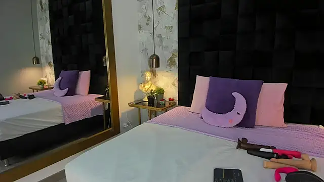Snapshot of CharlotteG_ chatting on July 11, 2026, 1:14 pm CharlotteG online show from July 11, 2026, 1:14 pm