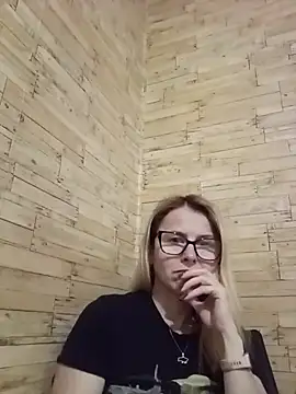 Snapshot of Nadine_Nadine chatting on July 9, 2026, 9:19 pm Nadine Nadine online show from July 9, 2026, 9:19 pm
