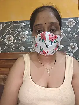 Snapshot of Garimaa_Cherry chatting on June 29, 2026, 7:58 pm Garimaa Cherry online show from June 29, 2026, 7:58 pm