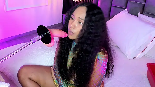 Snapshot of MiaBlackrose chatting on July 29, 2026, 5:00 pm MiaBlackrose online show from July 29, 2026, 5:00 pm