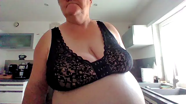 Snapshot of coquinesensuel chatting on July 23, 2026, 8:12 am coquinesensuel online show from July 23, 2026, 8:12 am