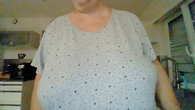 Snapshot of coquinesensuel chatting on July 31, 2026, 5:40 am coquinesensuel online show from July 31, 2026, 5:40 am