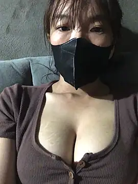Snapshot of -Sukem-mut chatting on June 21, 2026, 1:57 pm -Sukem-mut online show from June 21, 2026, 1:57 pm