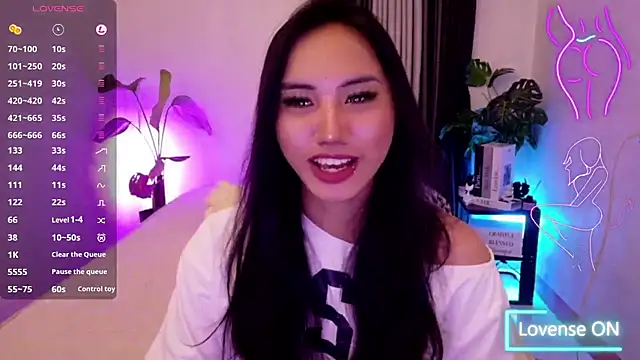 Snapshot of Bell_PepperHot chatting on July 28, 2026, 9:03 pm Bell PepperHot online show from July 28, 2026, 9:03 pm