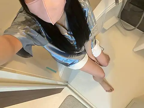 Snapshot of ohuton_love chatting on June 30, 2026, 9:10 am ohuton love online show from June 30, 2026, 9:10 am